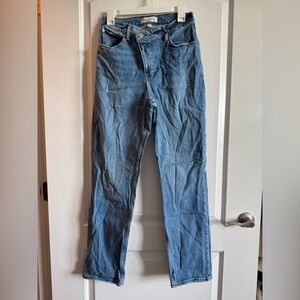 Abercrombie Curve Love 90’s Straight Ultra High Rise Jeans